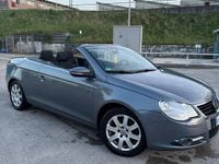 Begagnad VW Eos 122 HK (89 kW) 2010 Grå Cab