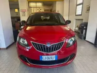 Usata Lancia Ypsilon Silver 69 CV (50 kW) 2022 Rosso Utilitaria