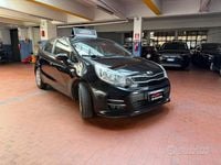 Usata Kia Rio 85 CV (62 kW) 2015 Nero Berlina