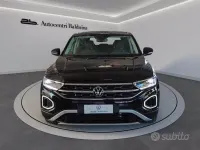 Usata VW T-Roc Style 110 CV (80 kW) 2023 Nero SUV