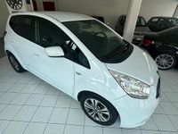 Usata Kia Venga 90 CV (66 kW) 2017 Bianco Utilitaria