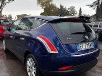 Usata Lancia Delta 120 CV (88 kW) 2010 Blu Utilitaria