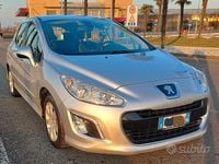 Usata Peugeot 308 Active 120 CV (88 kW) 2011 Grigio Berlina