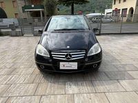 Usata Mercedes A180 Premium 109 CV (80 kW) 2011 Nero Utilitaria
