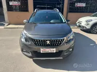 Usata Peugeot 2008 Allure 99 CV (72 kW) 2017 Grigio SUV