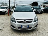 usata Opel Zafira 1.6 metano 7 posti 2012