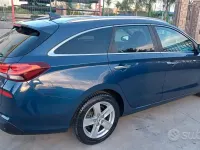 Usata Hyundai i30 Comfort 136 CV (100 kW) 2017 Blu Station wagon