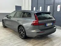 Usata Volvo V60 Business Edition 150 CV (110 kW) 2019 Grigio Station wagon