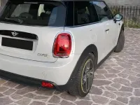 Usata Mini Cooper SE 75 kW (102 CV) 2021 Utilitaria