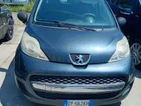 Usata Peugeot 107 68 CV (50 kW) 2009 Nero Utilitaria