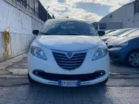 Usata Lancia Ypsilon Silver 85 CV (62 kW) 2013 Bianco Utilitaria