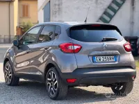 Usata Renault Captur 90 CV (66 kW) 2014 Grigio SUV