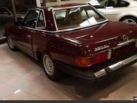 Usata Mercedes SL380 199 CV (146 kW) 1982 Rosso Cabrio