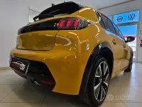 Usata Peugeot 208 GT 102 CV (75 kW) 2021 Giallo Utilitaria