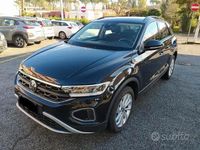 Usata VW T-Roc Advance 116 CV (85 kW) 2022 Nero SUV