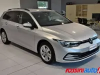 Usata VW Golf VIII Life 116 CV (85 kW) 2022 Argento Station wagon
