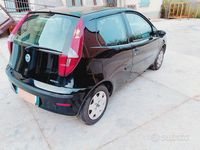 Usata Fiat Punto 69 CV (50 kW) 2007 Nero Utilitaria