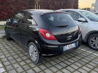 Usata Opel Corsa Edition 75 CV (55 kW) 2011 Utilitaria