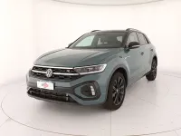Usata VW T-Roc R-line 150 CV (110 kW) 2023 Petroleum blue metallizzato nero SUV