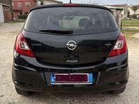 Usata Opel Corsa Edition 75 CV (55 kW) 2014 Utilitaria