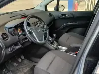 Usata Opel Meriva 110 CV (80 kW) 2011 Marrone Monovolume