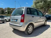 Usata Fiat Idea 95 CV (69 kW) 2005 Grigio Monovolume