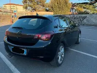 Usata Opel Astra 110 CV (80 kW) 2010 Nero Berlina