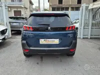 Usata Peugeot 5008 Allure 131 CV (96 kW) 2022 Blu SUV