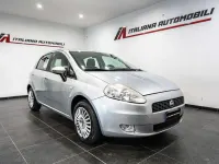 Usata Fiat Grande Punto Dynamic 65 CV (47 kW) 2007 Argento Utilitaria