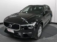 Usado Volvo XC60 Momentum 197 CV (144 kW) 2022 Negro SUV