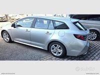 Usata Toyota Corolla Style 98 CV (72 kW) 2022 Argento Station wagon