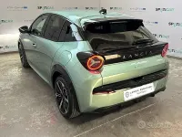 Usata Lancia Ypsilon 101 CV (74 kW) 2025 Verde Utilitaria