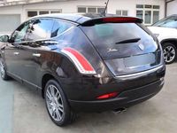 Usata Lancia Delta 90 CV (66 kW) 2000 Utilitaria