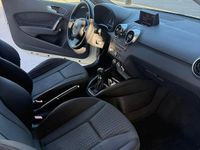 Usata Audi A1 Attraction 105 CV (77 kW) 2011 Bianco Berlina