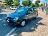 Usata Ford Fiesta Ghia 90 CV (66 kW) 2006 Utilitaria