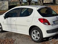 Usata Peugeot 207 68 CV (50 kW) 2011 Bianco Berlina