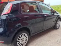 Usata Fiat Punto Lounge 77 CV (56 kW) 2014 Nero Utilitaria