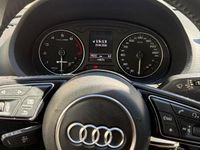 Begagnad Audi A3 110 HK (80 kW) 2017 Grå Sedan