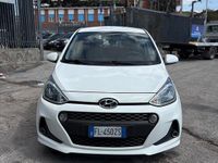 Gebraucht Hyundai i10 69 PS (50 kW) 2017 Weiß Kleinwagen