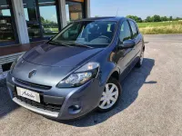 Usata Renault Clio II 75 CV (55 kW) 2011 Blu/azzurro Berlina