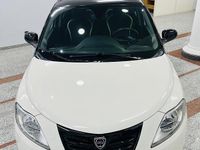Usata Lancia Ypsilon 95 CV (69 kW) 2014 Bianco Utilitaria