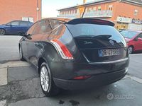 Usata Lancia Delta 120 CV (88 kW) 2008 Grigio Utilitaria