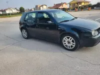 Usata VW Golf IV 130 CV (95 kW) 2002 Nero Berlina