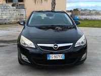 Usata Opel Astra Cosmo 110 CV (80 kW) 2011 Nero Station wagon