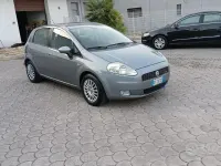 Usata Fiat Grande Punto 75 CV (55 kW) 2009 Grigio Utilitaria