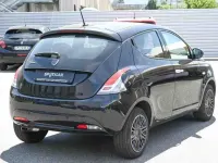 Usata Lancia Ypsilon Gold 69 CV (50 kW) 2022 Nero Utilitaria
