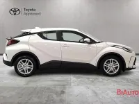 Usata Toyota C-HR Active 122 CV (89 kW) 2022 Bianco SUV