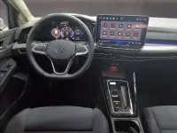 Usata VW Golf VIII Life 150 CV (110 kW) 2025 Dolomite silver metallizzato Berlina