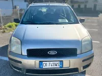 Usata Ford Fusion 80 CV (58 kW) 2004 Grigio Utilitaria