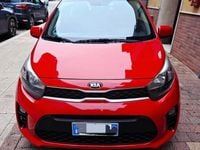 Usado Kia Picanto Active 67 CV (49 kW) 2018 Rojo Utilitario